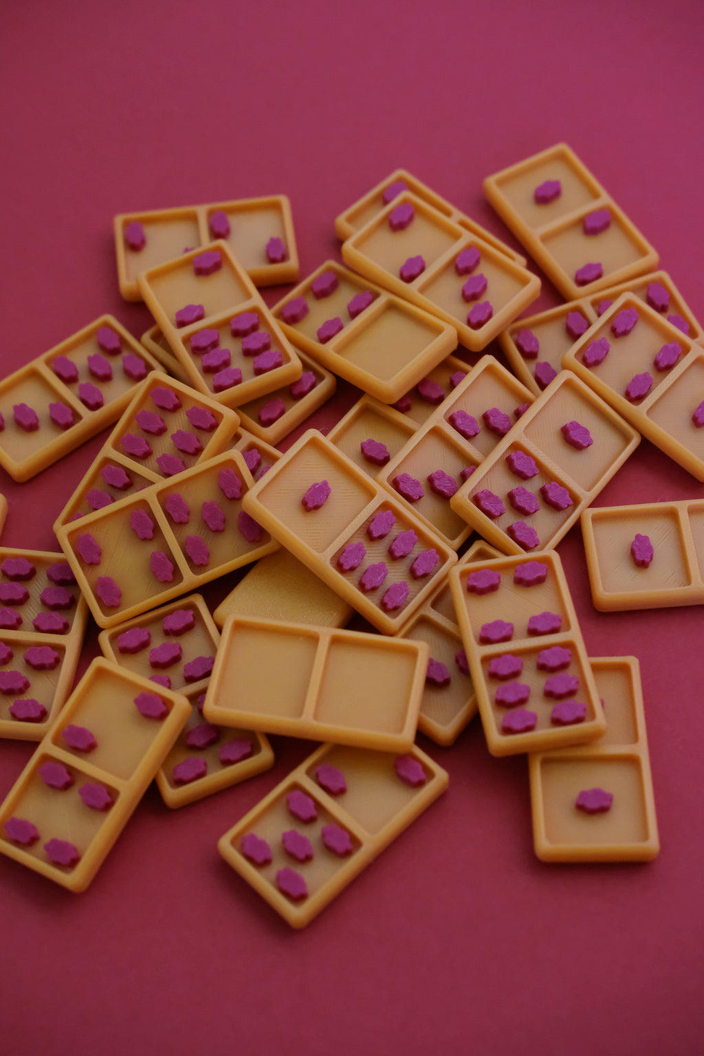 Recycled Kiki Dominoes (Orange - Cherry Red)