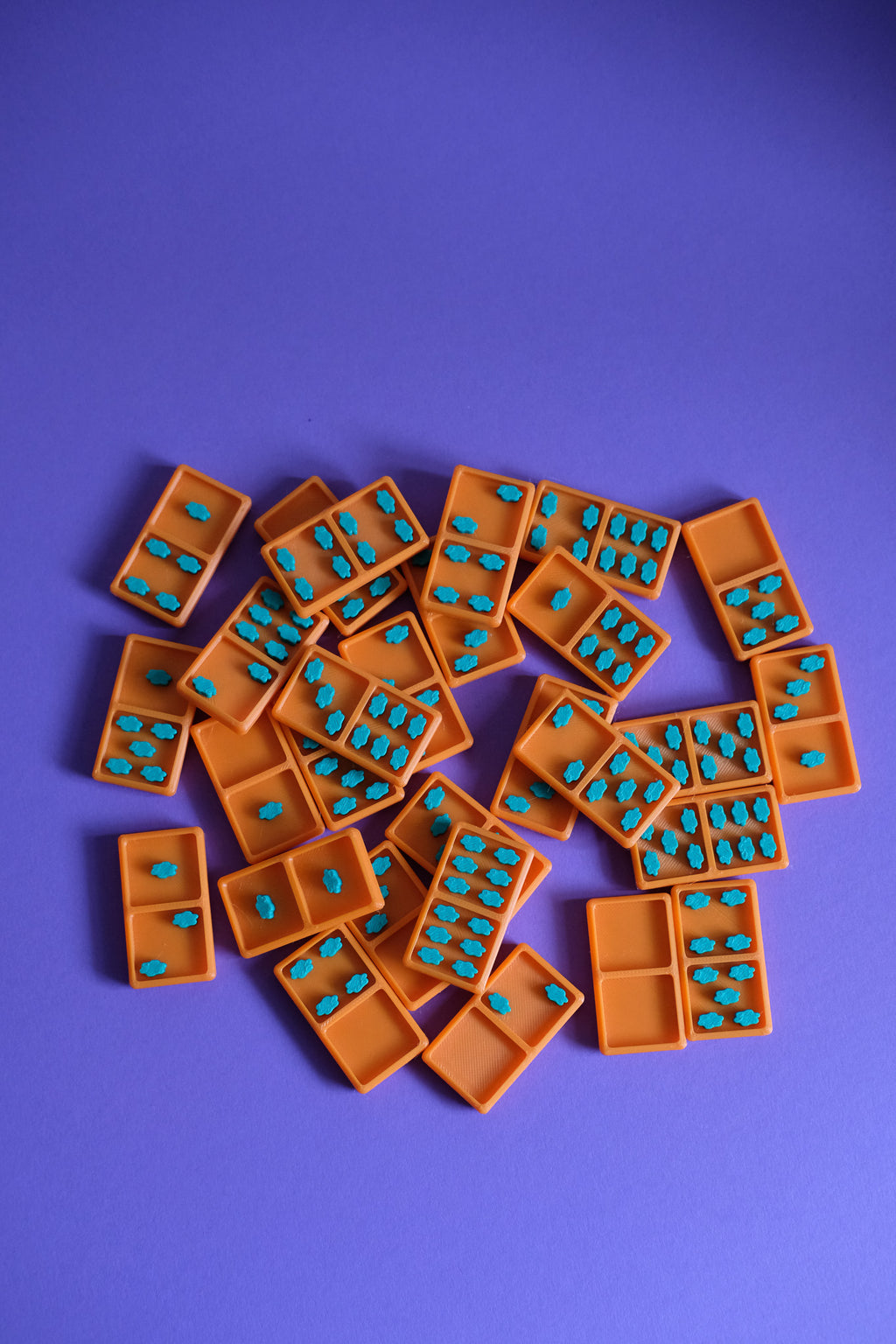 Kiki Dominoes (Orange - Green)