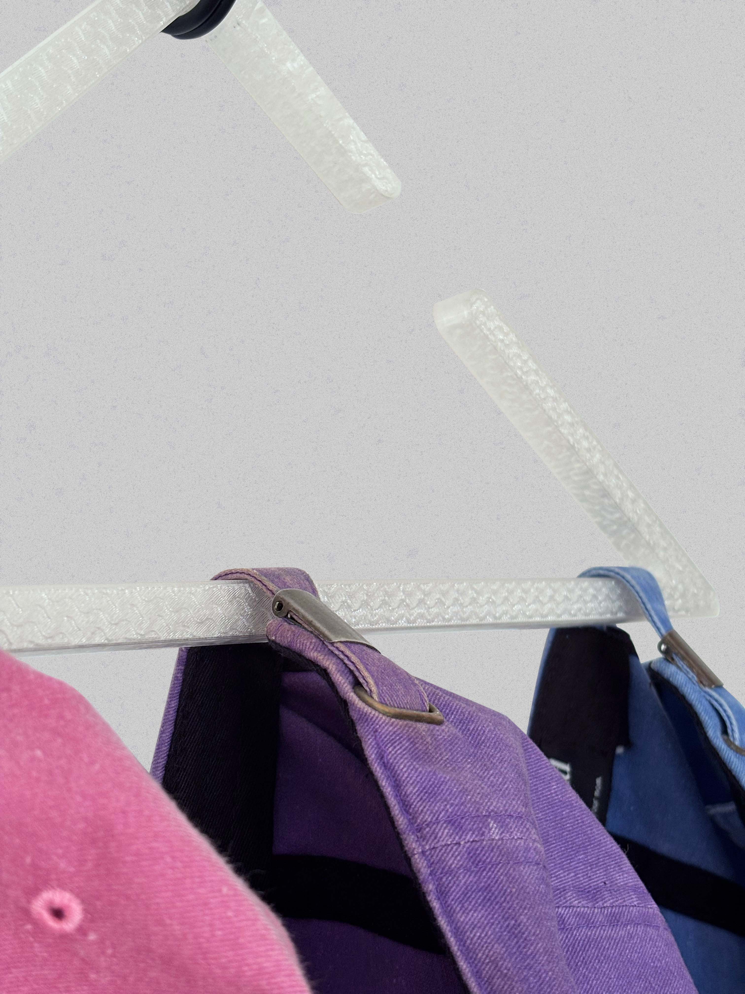 CLINGY Hangers - Set of 3